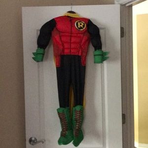 Boy’s Robin Costume